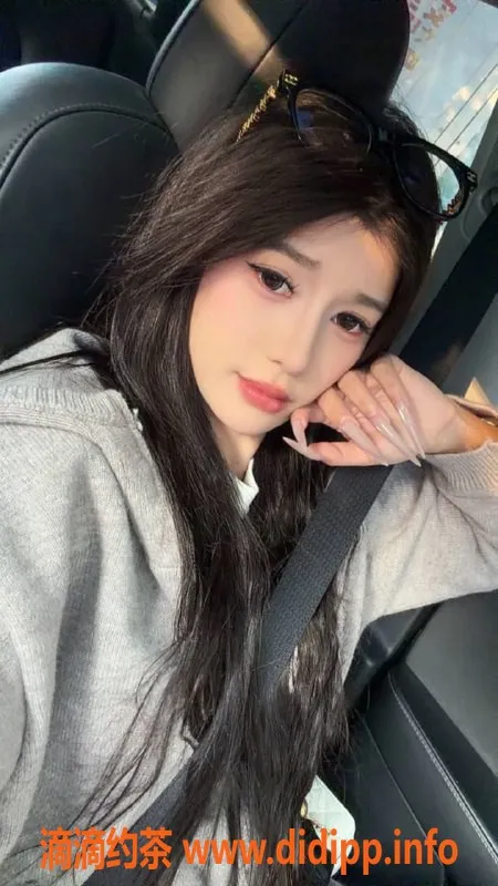 重庆楼凤-江北20岁西米露，165高挑身材，45斤诱惑