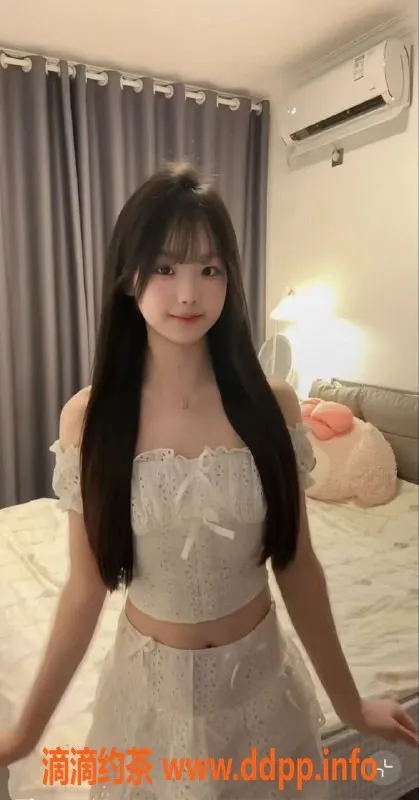 中山楼凤-古镇15岁女孩，洗吹做服务，价格实惠