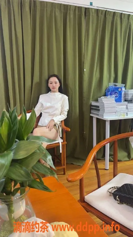 广州楼凤-天河桔子，500元提供优质服务