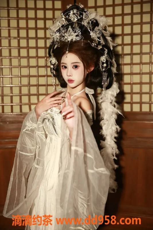 广州楼凤-天河嫩妹米苏，700元享受白虎服务