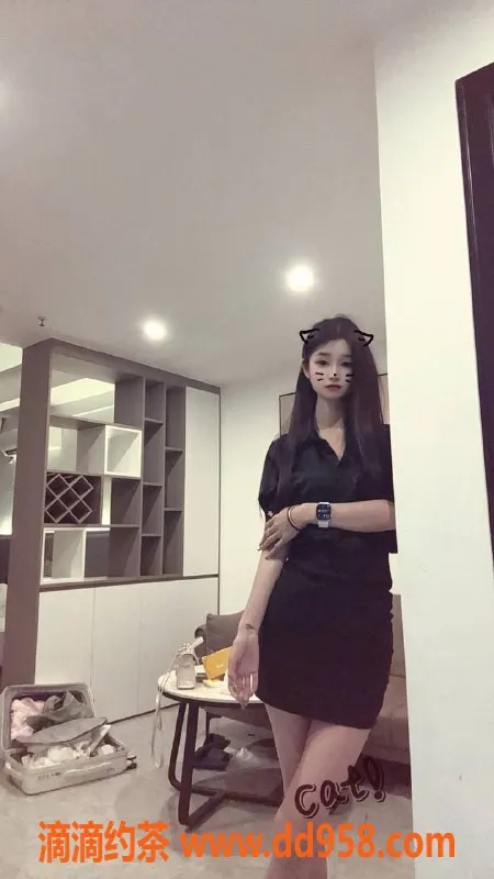 广州楼凤资源信息,荔湾思研-嫩妹大长腿8P鸳鸯浴体验