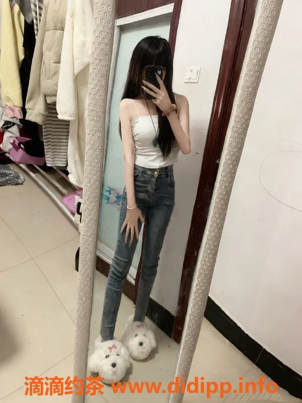 无锡上门服务-滨湖区小湿妹，18岁，身材苗条超诱人