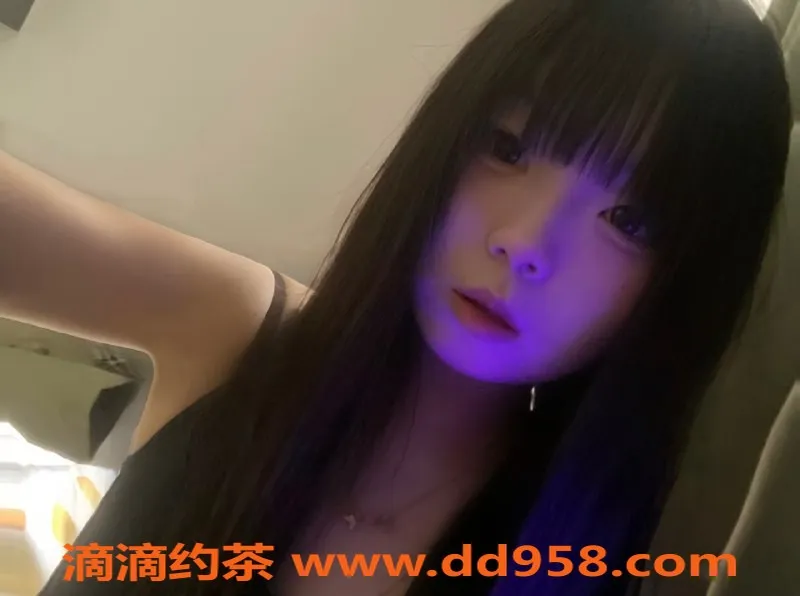 无锡上门服务资源信息,滨湖区小湿妹，18岁，身材苗条超诱人