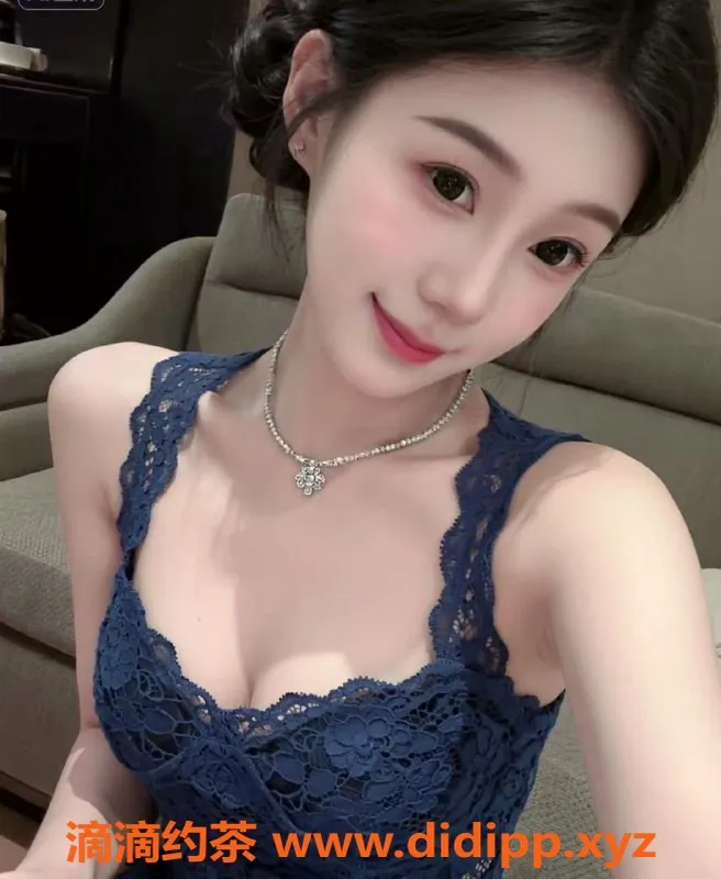 潍坊楼凤-奎文区月亮，170cm 100斤 24岁，800元服务