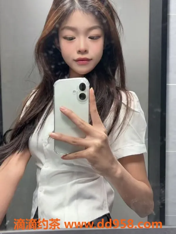 广州楼凤-天河区嫩妹，167cm B罩杯，全新体验等你来