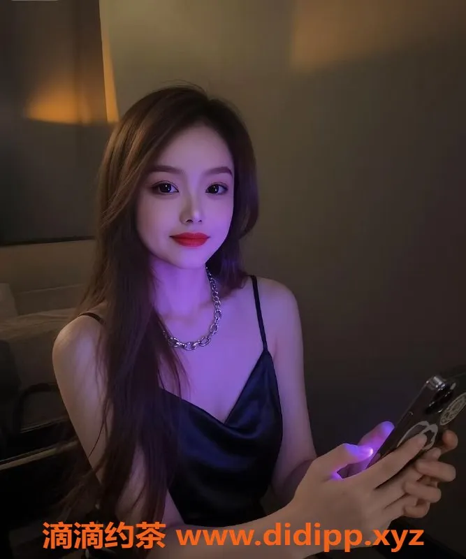 中山楼凤-民众快餐300元，洗吹做400元服务体验