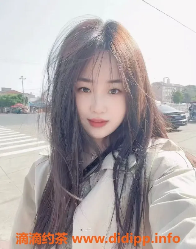 中山楼凤-横栏小姐，300快餐超值体验