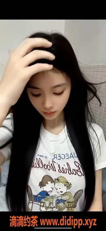 深圳楼凤资源信息,南山小仙女，161cm，44kg，1500起