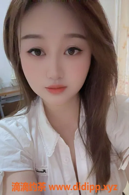 广州楼凤-天河乐乐 专属服务 课费400元