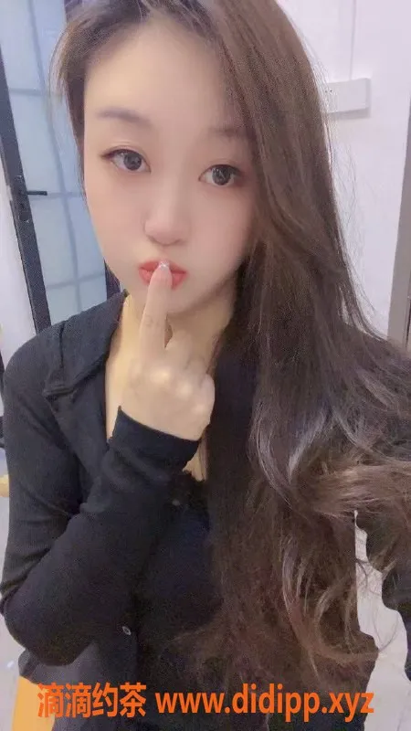 广州楼凤-天河乐乐 专属服务 课费400元