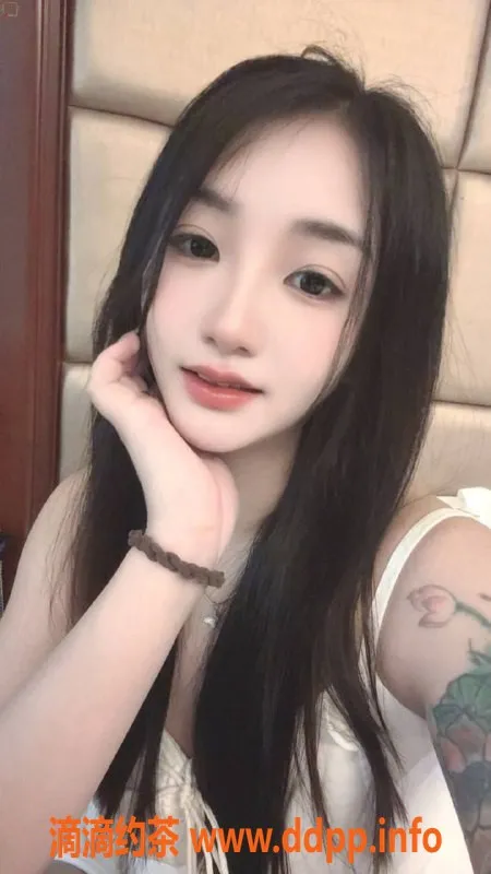 广州楼凤-番禺学妹木子，700元尽享亲密服务！