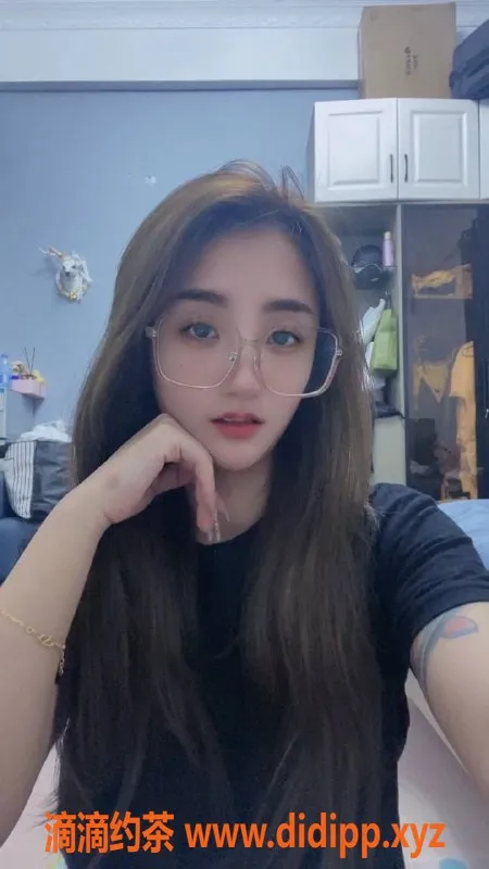 广州楼凤资源信息,番禺学妹木子，700元尽享亲密服务！