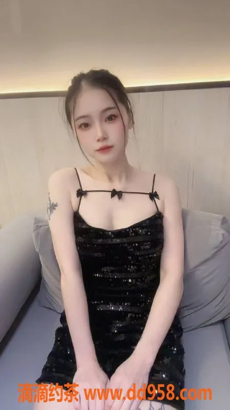 广州楼凤-天河嫩妹小玉儿，8P体验等你来感受