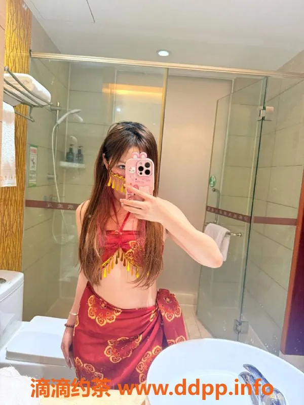 深圳楼凤资源信息,深圳龙华小天鹅，900元超值体验