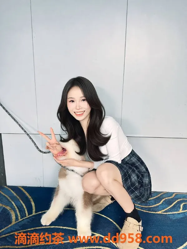 深圳楼凤-南山清颜不懂，1400元起的双向服务