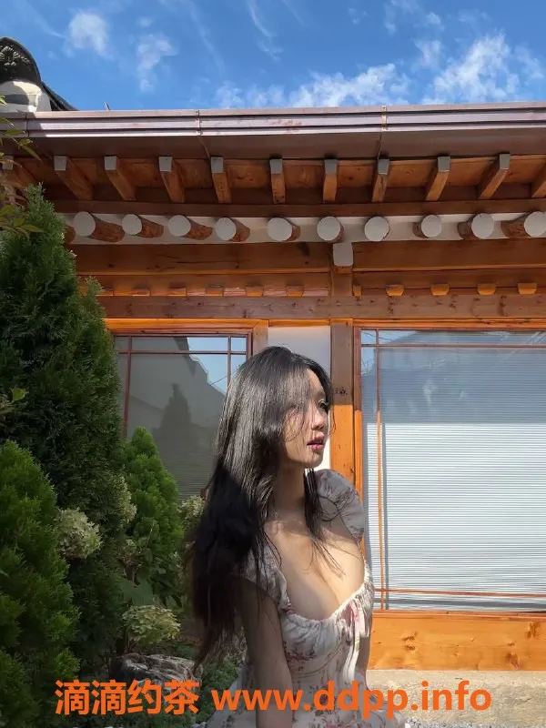 深圳楼凤-南山嫩妹萌大奶，1300p起热情服务