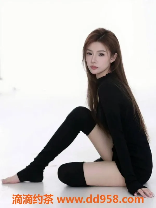 潍坊楼凤-奎文区红茶，22岁165高、95斤，800元带工作室服务