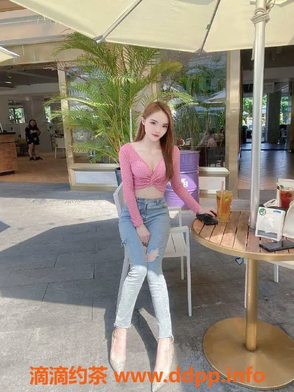 广州楼凤-番禺嫩妹倩倩，700水费，甜美舌吻陪伴