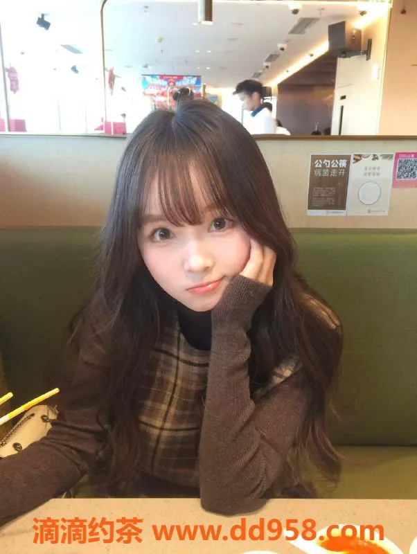 深圳楼凤资源信息,福田柠宝，700元鸳鸯浴与无套服务