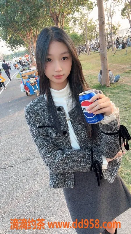 深圳楼凤-宝安小曦，900元超值服务，性感诱惑来袭