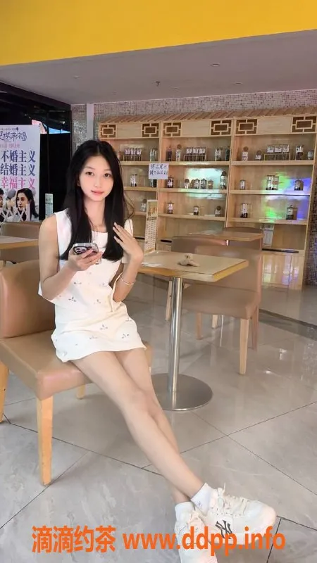 深圳楼凤资源信息,宝安小曦，900元超值服务，性感诱惑来袭