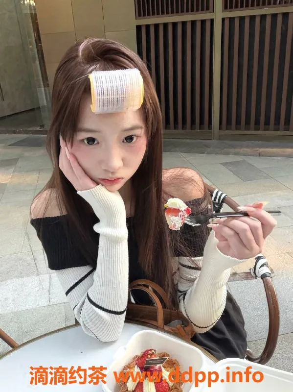 深圳楼凤-福田嘻嘻，1000元享受鸳鸯浴等多项服务