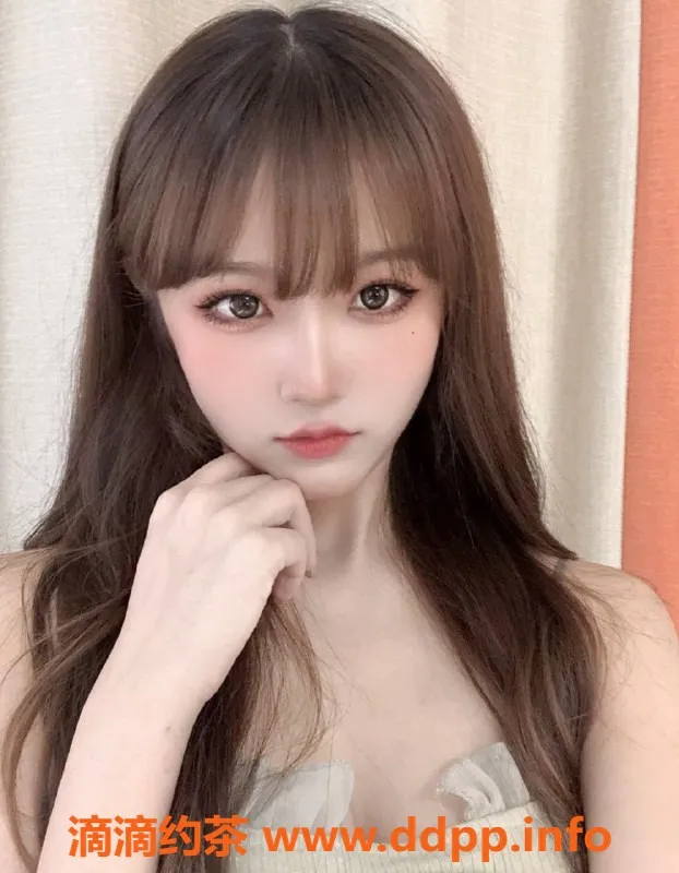 广州楼凤-白云晚晚，8P鸳鸯浴嫩妹体验