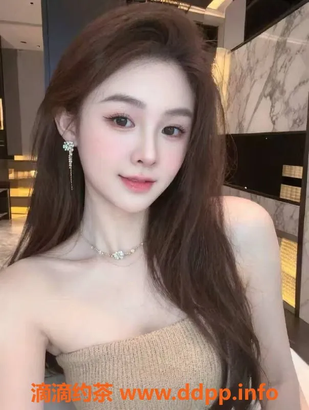 广州楼凤-越秀区御姐，170身高B罩杯，水费600p