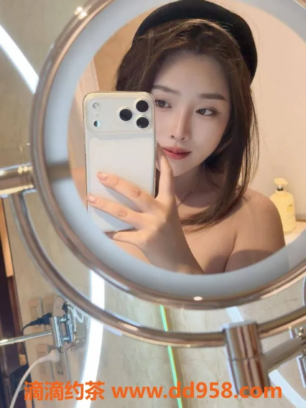 深圳楼凤-南山嫩姐可心，制服服务，价格900-1700