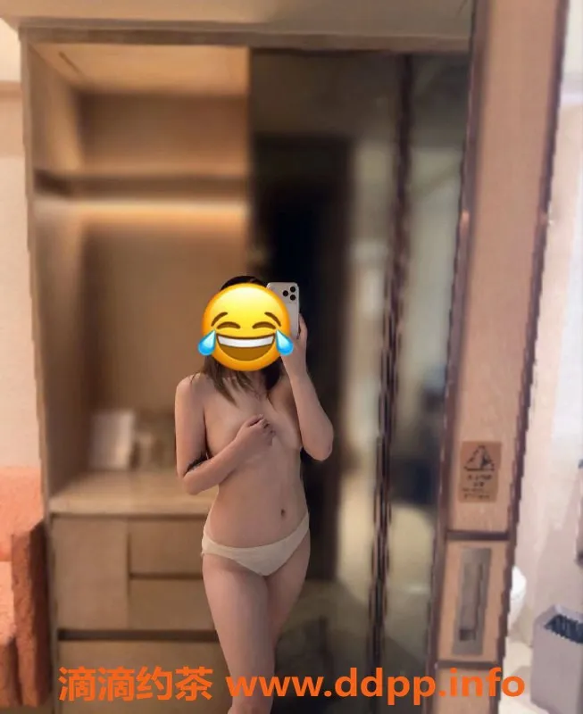 深圳楼凤-南山嫩姐可心，制服服务，价格900-1700