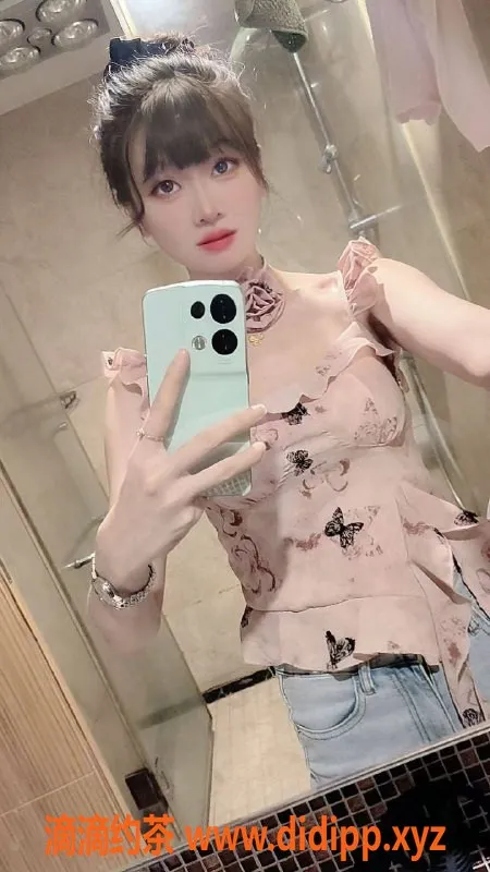 成都楼凤-成华区糖不甜，178高少妇服务，课时费4p起