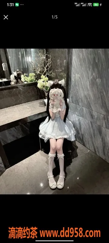 无锡上门服务-锡山中堂岭 18岁清纯萝莉酱 付费上门服务