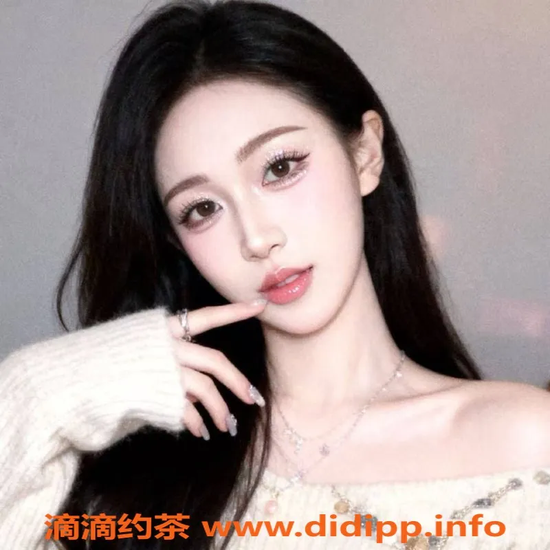 常州楼凤-常州20岁荣荣，166身高C罩杯，8起预约！