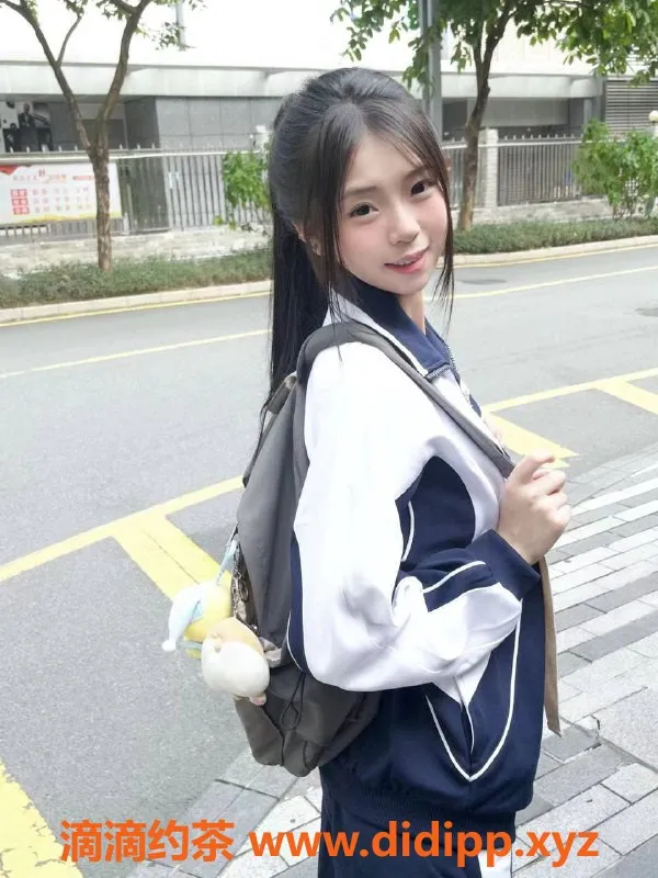 深圳楼凤资源信息,福田七七，价格1100元，鸳鸯浴好评如潮