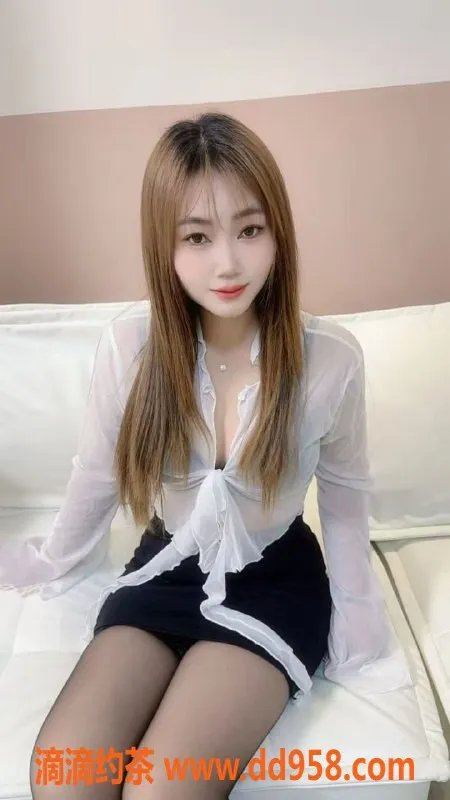 广州楼凤-佛山女上司米莉，25岁身高160cm，特惠夜课服务！