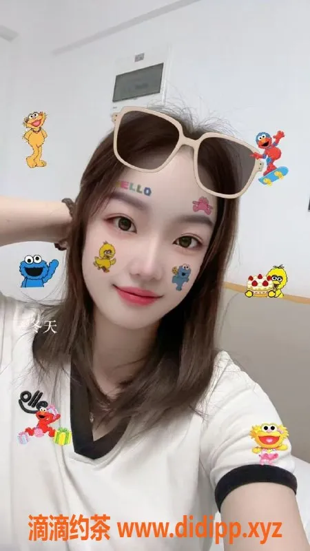 中山楼凤-南头双人快餐300元，洗吹服务400元