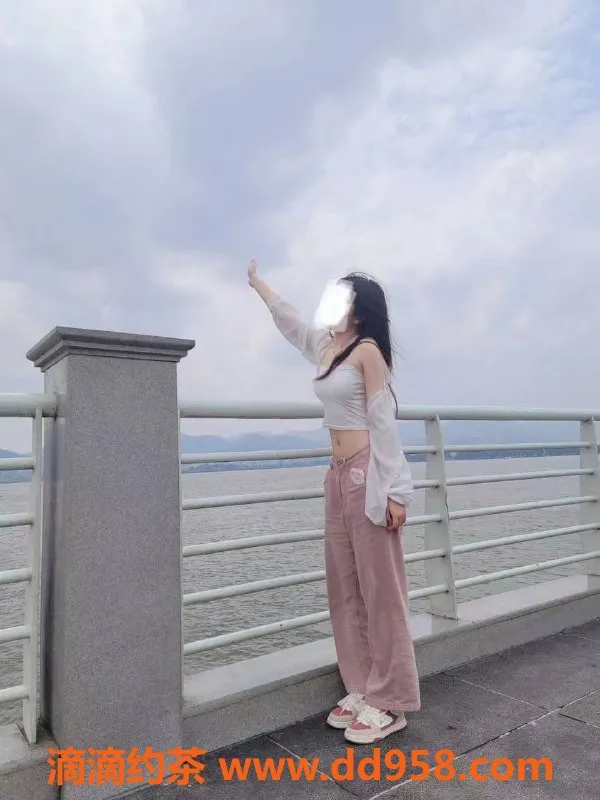 广州楼凤-天河嫩妹玫瑰，水费600p/1200pp