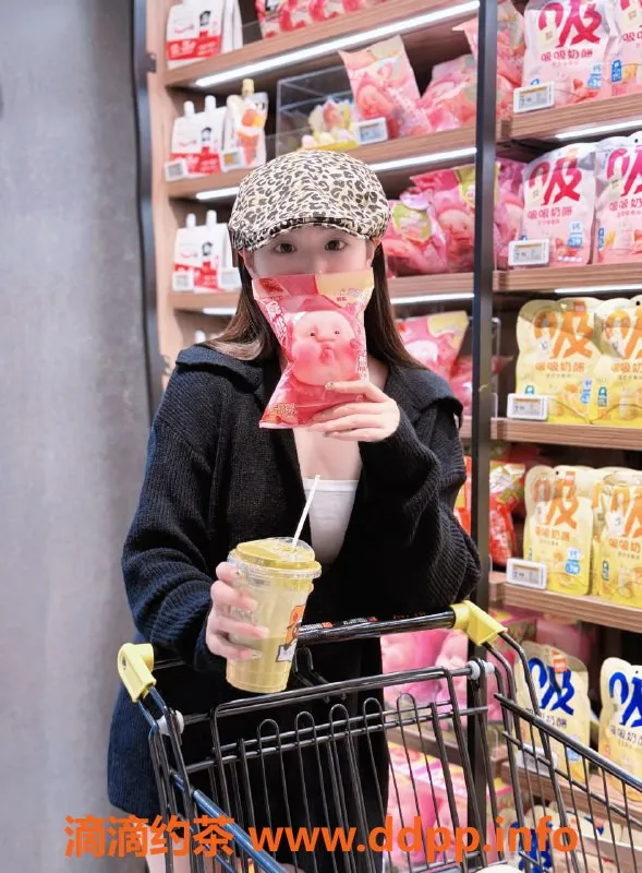 广州楼凤-天河嫩妹小火锅，8P夜课服务体验