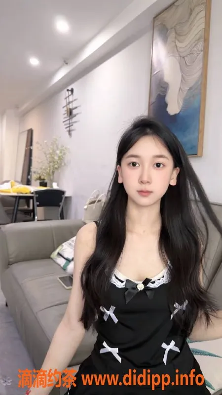 广州楼凤-越秀嫩妹娜娜，甜蜜舌吻与鸳鸯浴体验