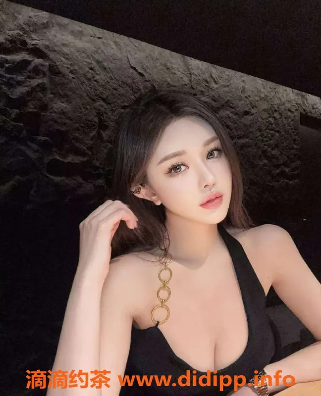 广州楼凤-天河婷婷，24岁163cm，温柔服务，茶水费400起