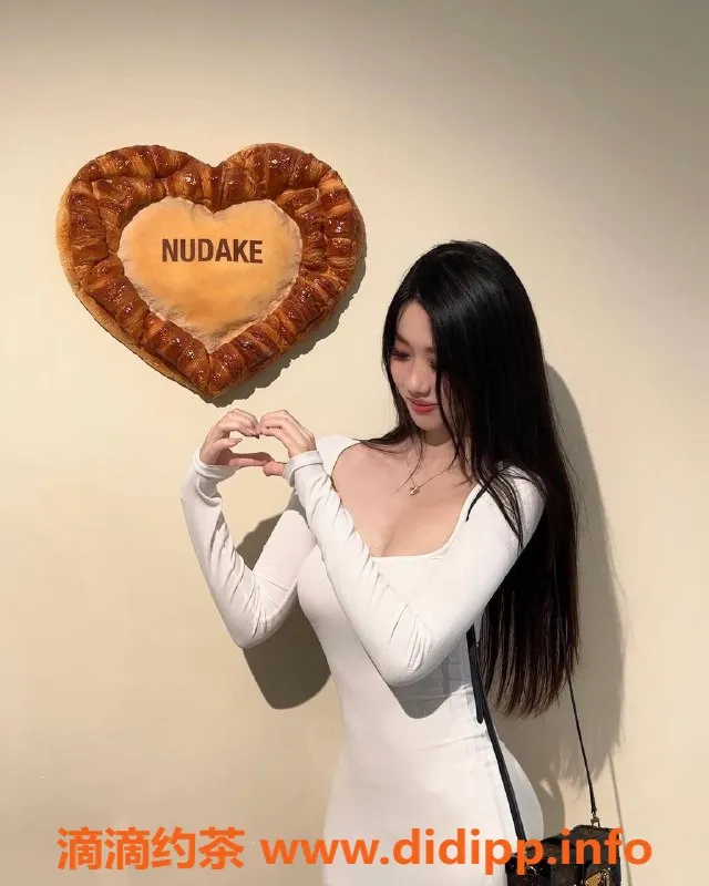 深圳楼凤-南山御姐达琳，1400元起，亲密服务