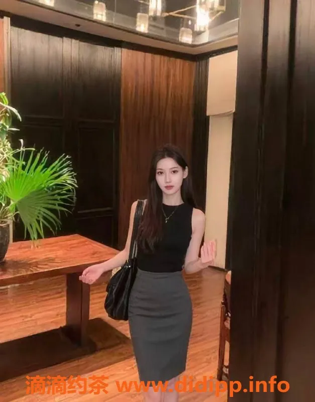 深圳楼凤-南山嫩姐小婉，1500元起，享受制服服务