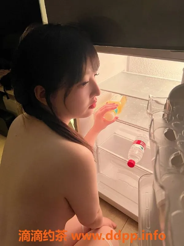 深圳楼凤-南山一宁，19岁165cm，50kg嫩妹，1400起