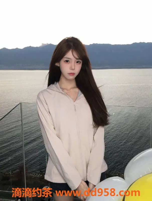 杭州楼凤-大一兼职琳琳，166cm、90斤，性格温柔，诱惑服务多