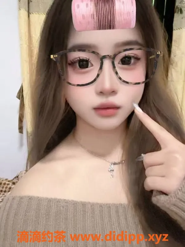 惠州楼凤-小紫，大亚湾洗吹服务，18岁可爱萝莉