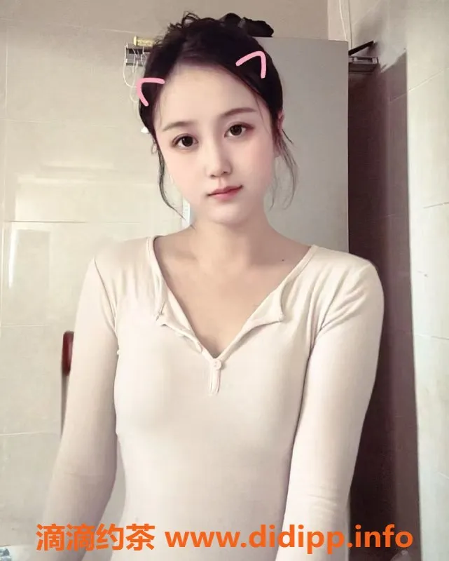 广州楼凤-天河璐璐，9P嫩妹，鸳鸯浴服务体验