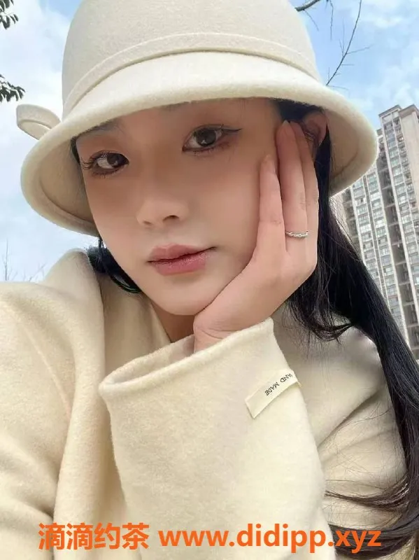 北京楼凤-常营书瑶，身高162，体重52，茶费8