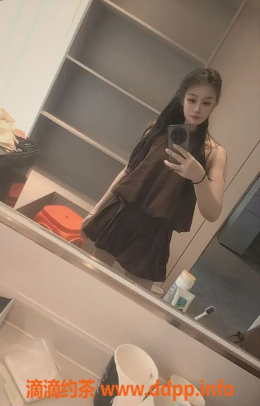 深圳楼凤-龙华小菲，激情六九，热情服务