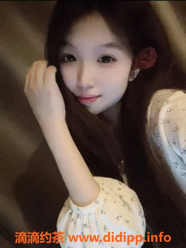 深圳楼凤-深圳福田小玉，800元体验嫩妹调情服务