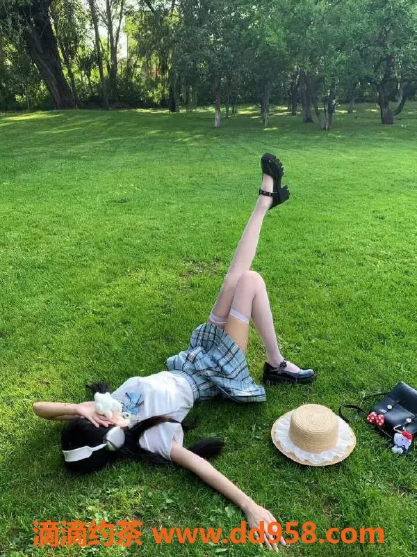 无锡楼凤-梁溪区高颜值陪浴服务 漫画 168厘米 45公斤